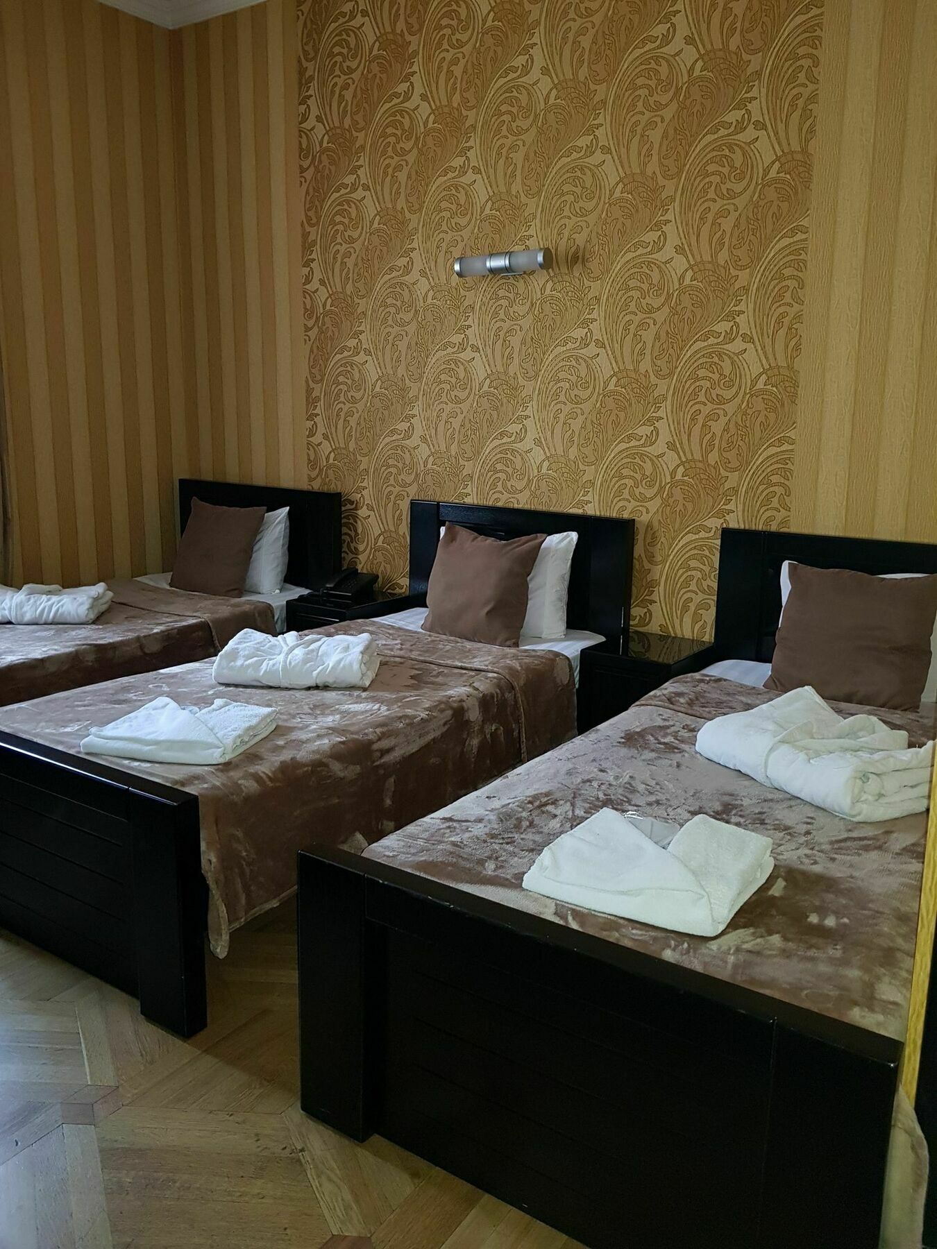Danisimo Hotel Tbilisi Exterior foto