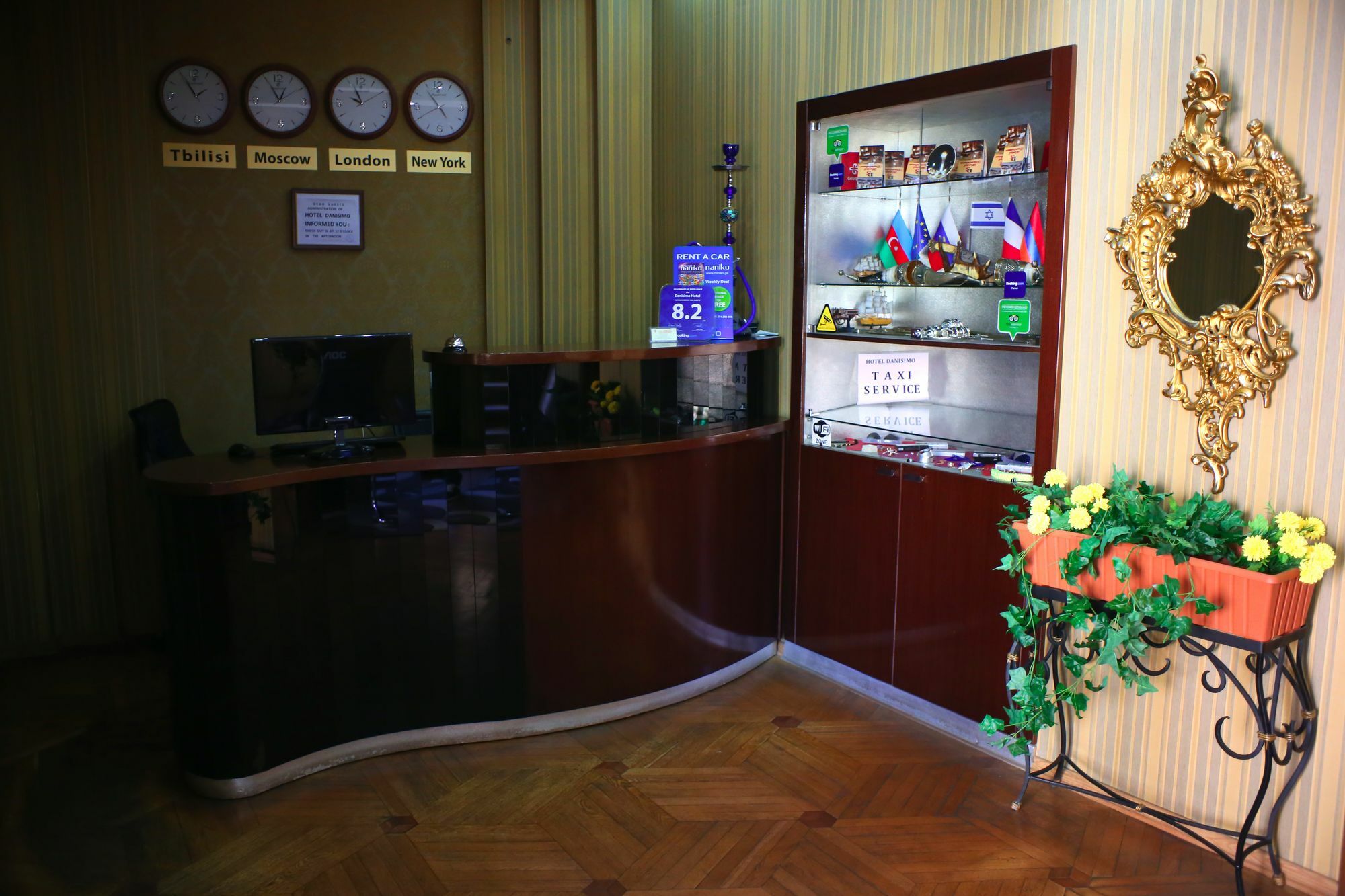 Danisimo Hotel Tbilisi Exterior foto